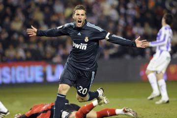 开云体育app-当德甲争冠变成南美对决，巴拉圭式稳守击退葡萄牙流攻势