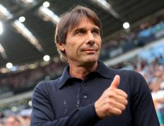 开云体育-意甲冠军争夺：尤文图斯领跑，国际米兰稳固次席的简单介绍