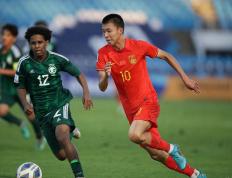 开云体育下载-亚洲新势力崭露头角，足坛新星涌现