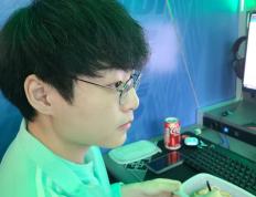 开云体育-包含BRO血洗DK，Tarzan操刀奇招英雄翻盘顶尖较量淘汰赛，锁定晋级资格的词条