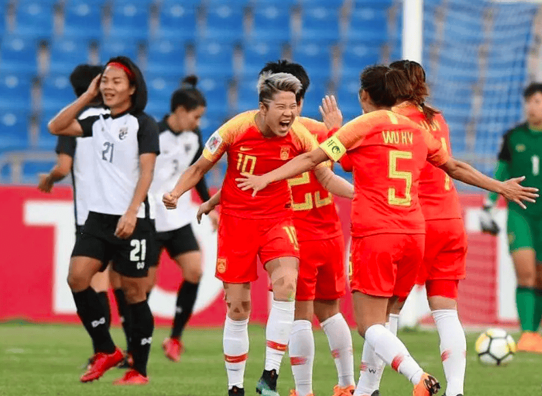 开云体育-凭借实力称霸赛场，中国女足队获大赞