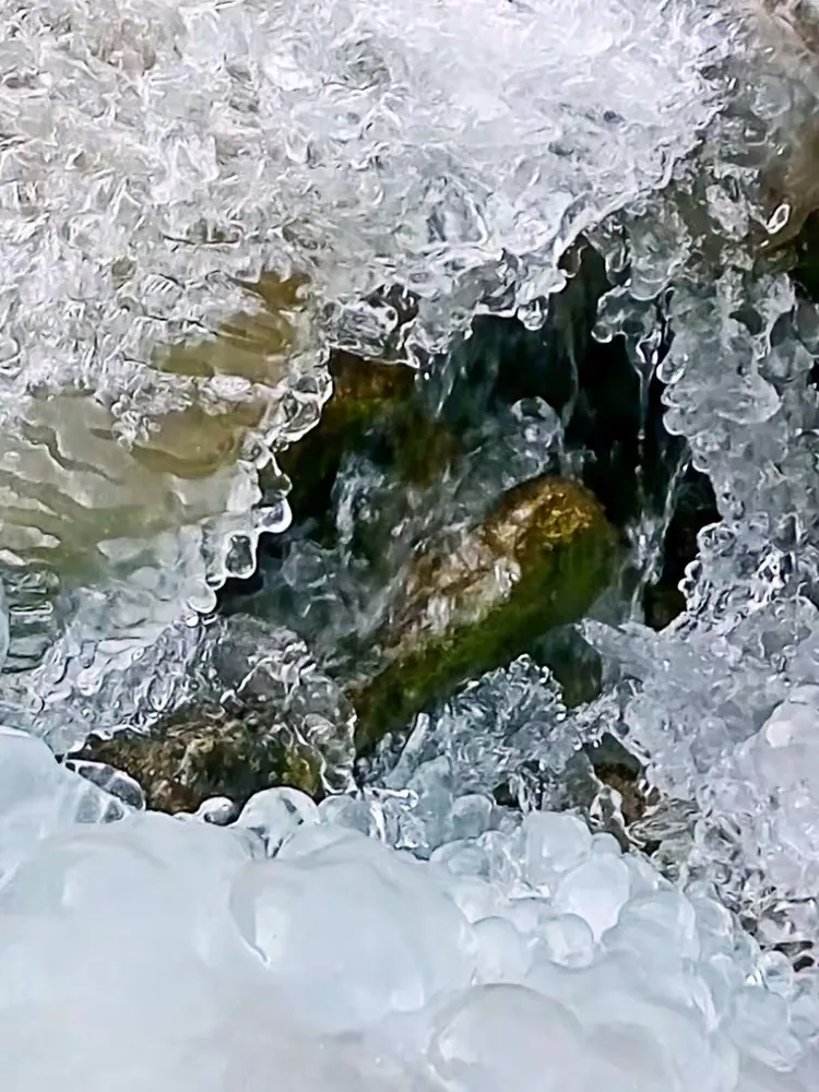 开云体育app-包含意大利足球之冬愈发美好，乐趣多多的词条