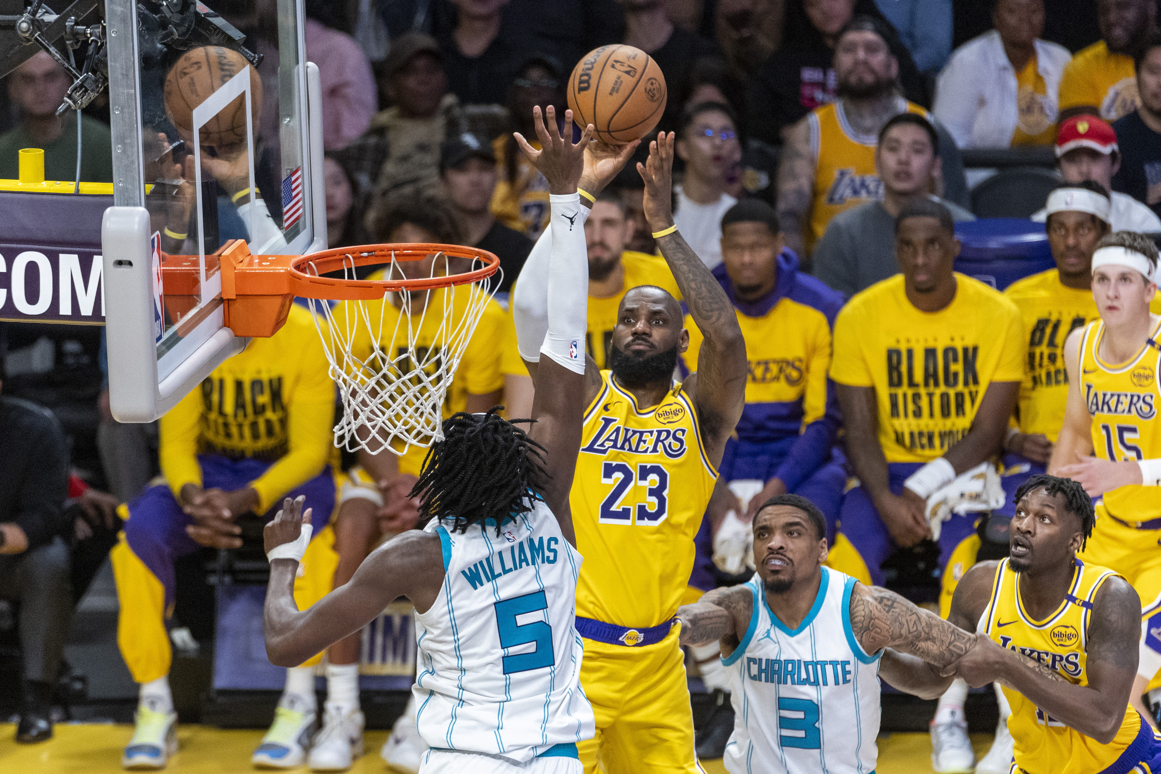 开云体育平台APP-关于赛场上的惊心动魄时刻,双方实力势均力敌!的信息