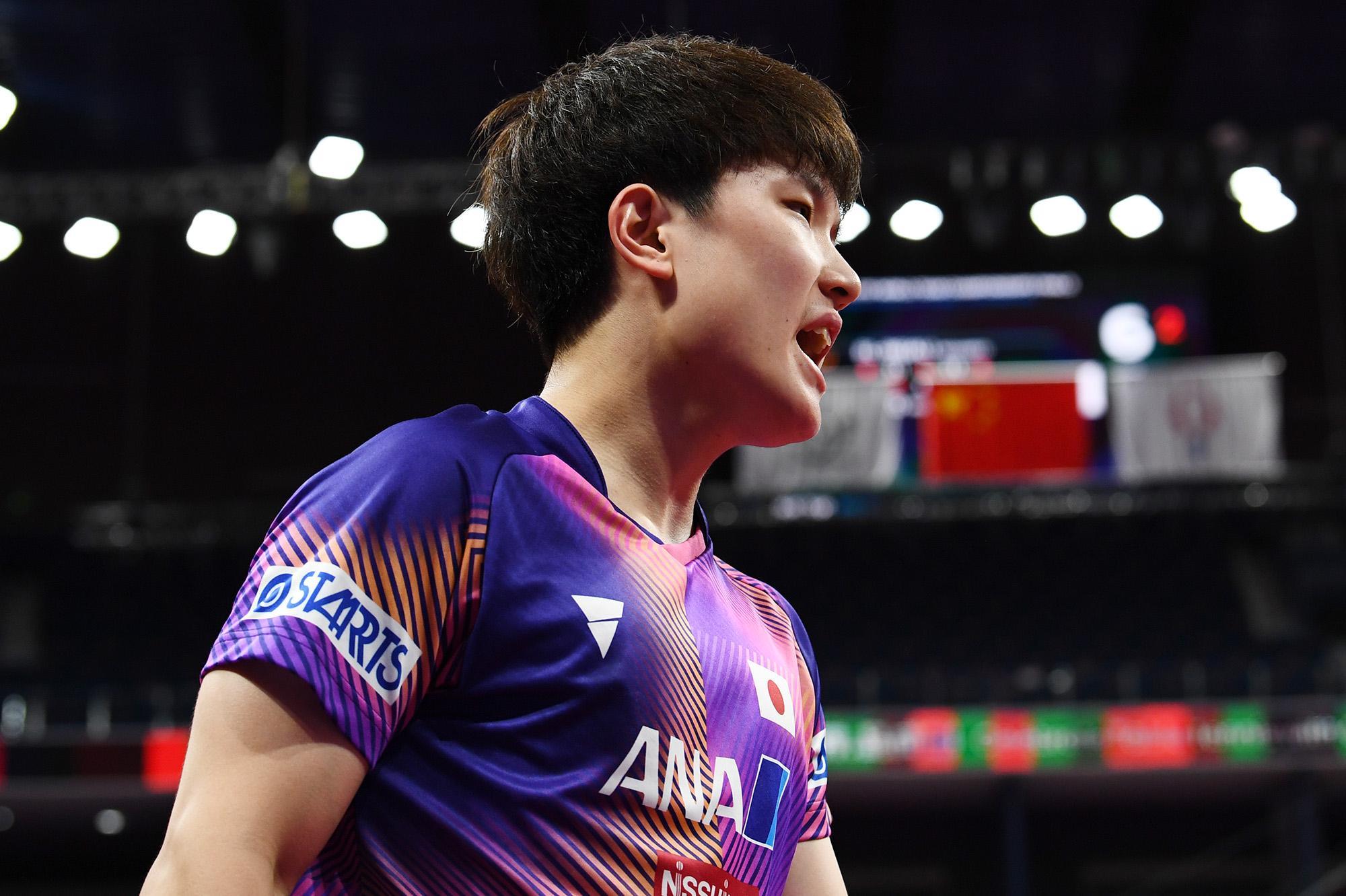 开云体育官方网站-关于CLG力克BRO,Oner打出惊人五杀鏖战多局小组赛,强势挺进下一轮的信息