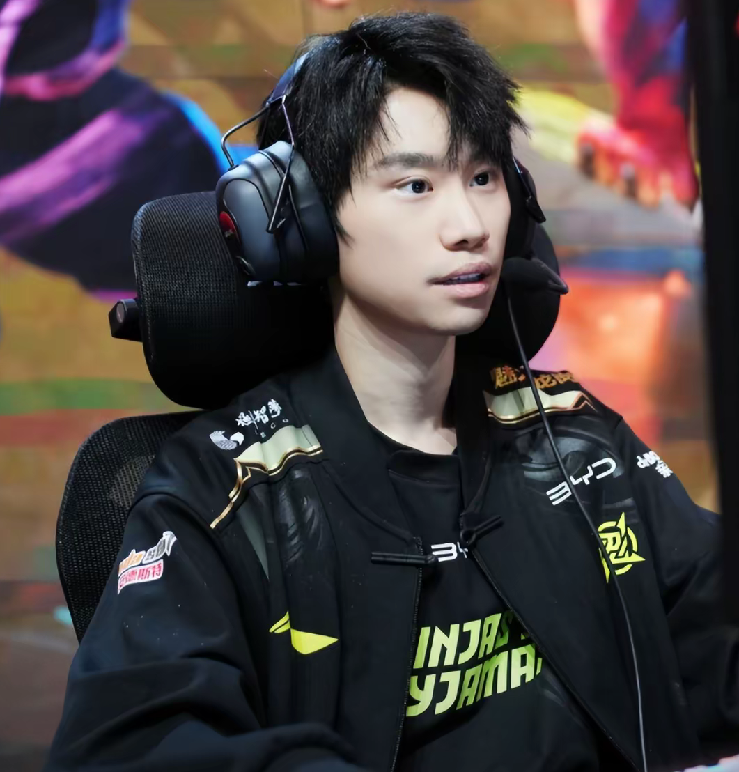 开云体育登录-FLY绝杀SHR,Doinb单局斩获MVP焦点之战半决赛,锁定晋级资格