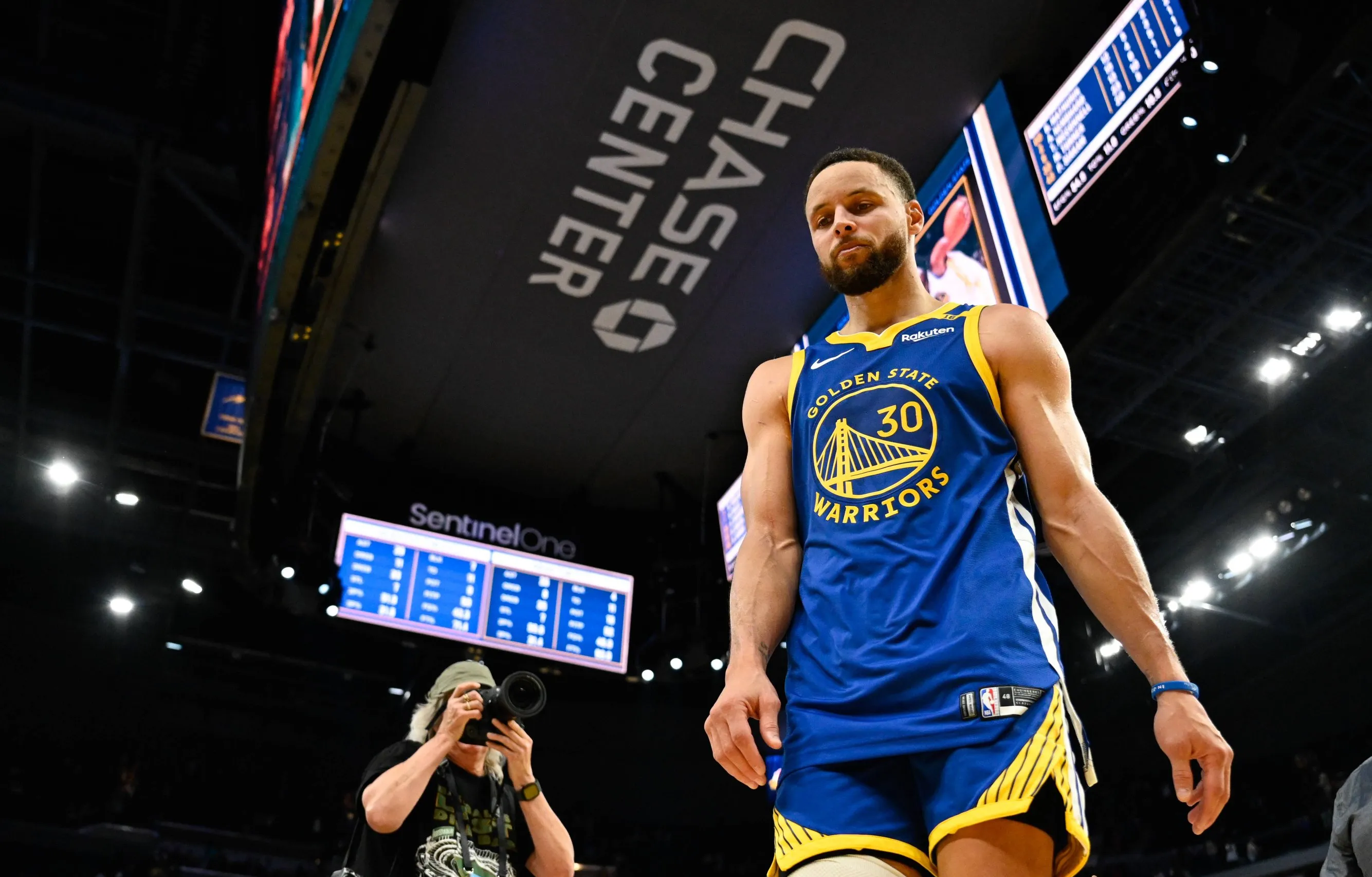 开云体育官网-勇士遭篮网逆转,库里砍下40+仍无法保住领先