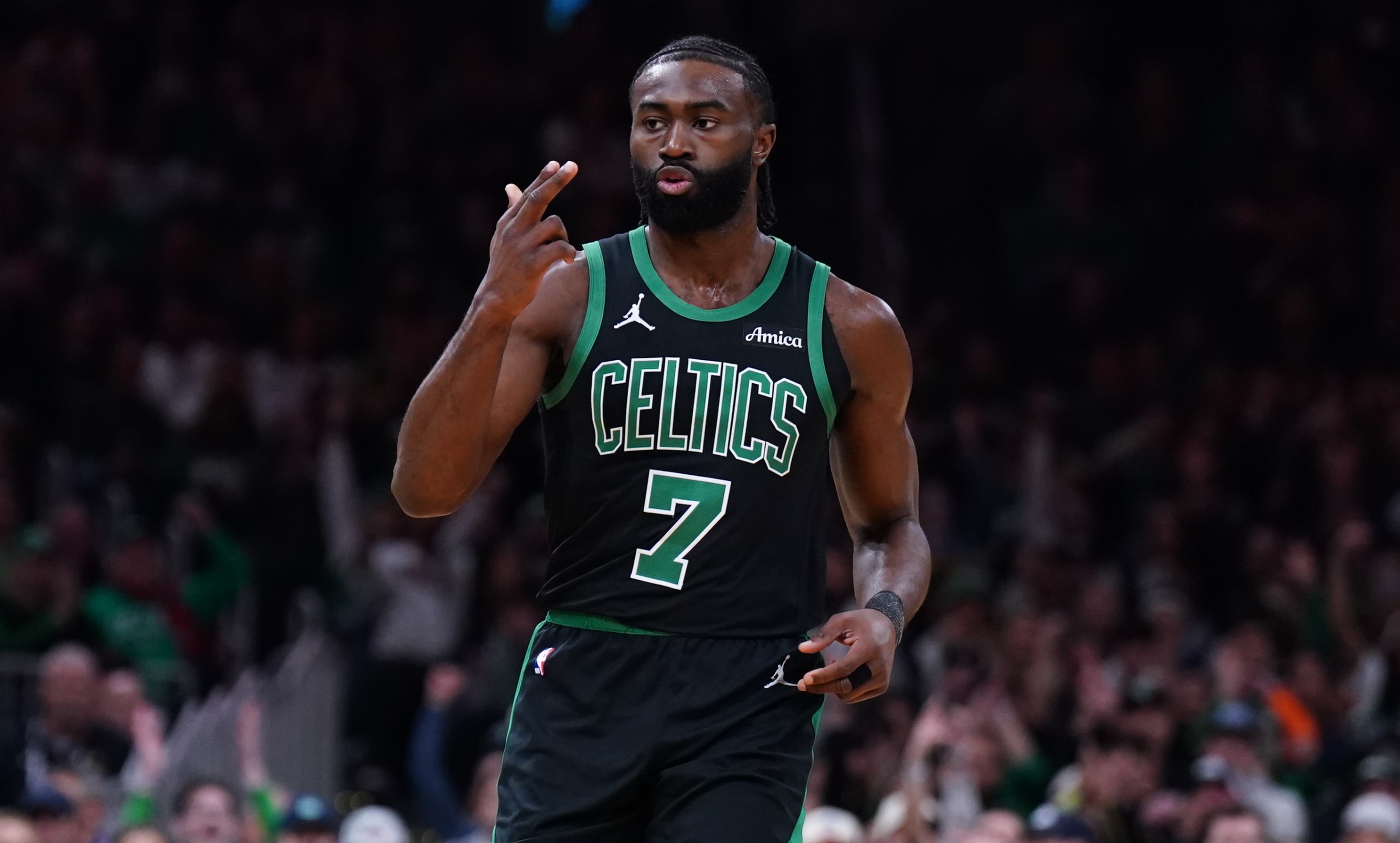 开云APP-篮网主场逆转凯尔特人,继续领跑东部