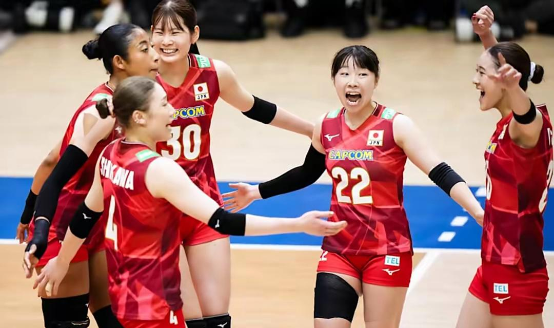 开云下载-日本队终结对手连胜，夺得团体比赛冠军