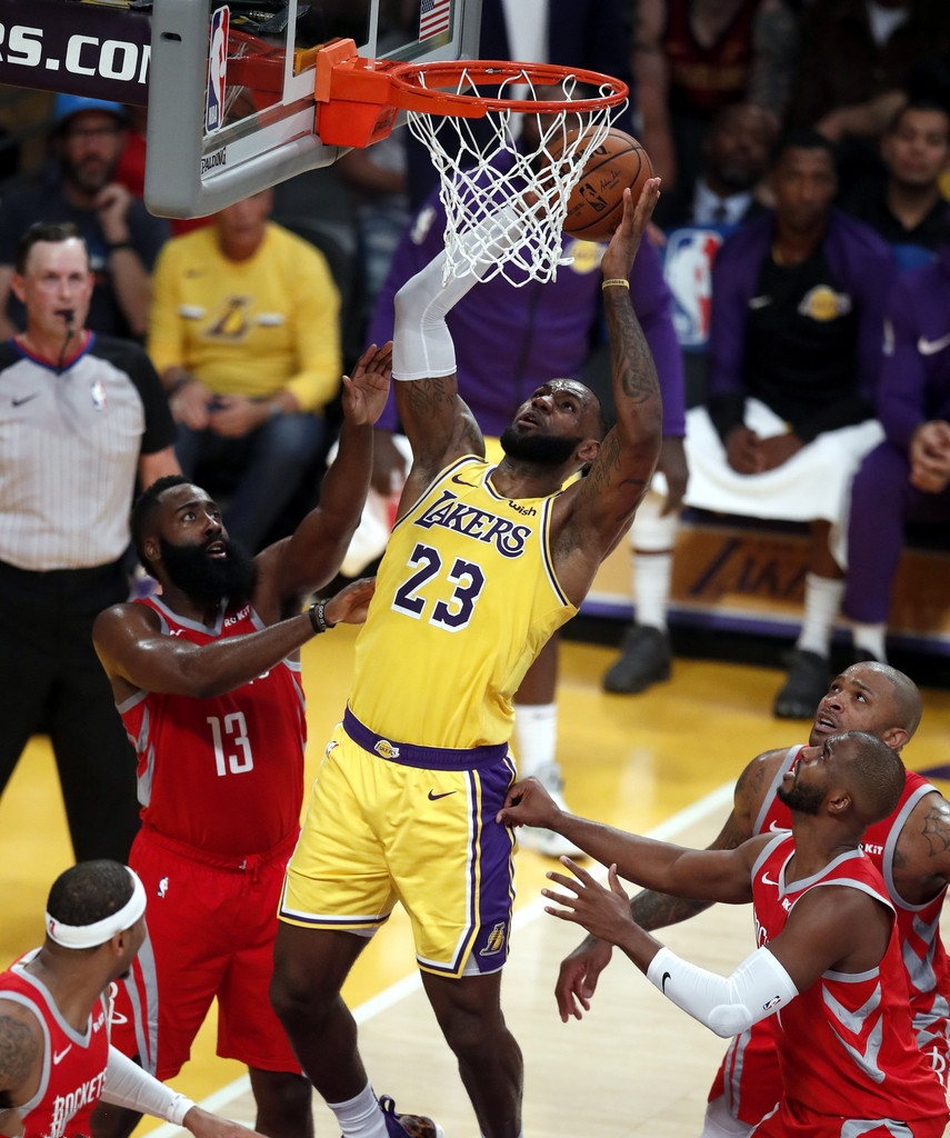 开云APP-恐怖！火箭队连续两次三分穿心，击败湖人队