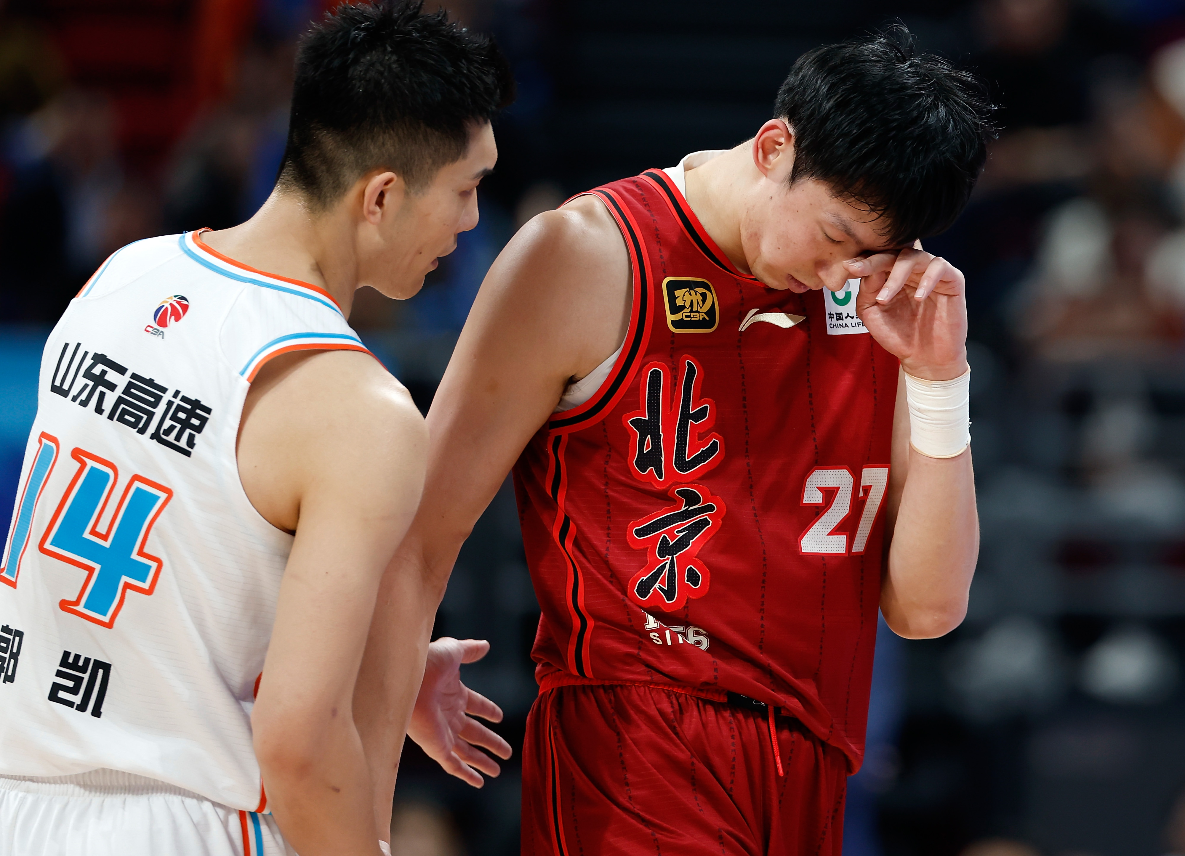 开云体育官网-看点十足的一场精彩篮球大战