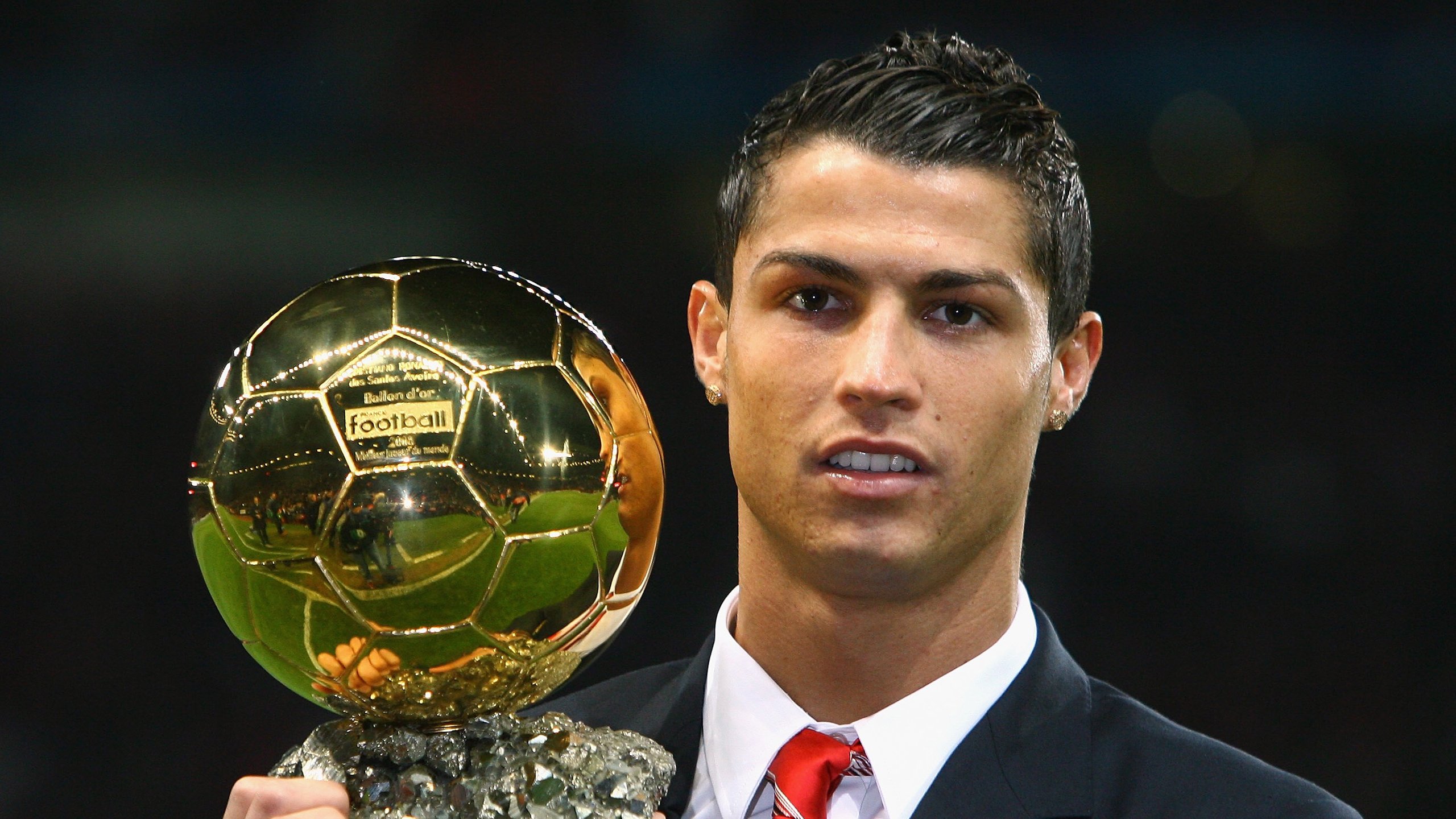 开云体育登录-门神·幽灵·救世主，一场被禁止转播的胜利如何重塑厄瓜多尔足球